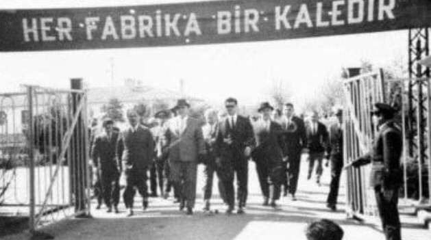 Her Fabrika Bir Kaledir